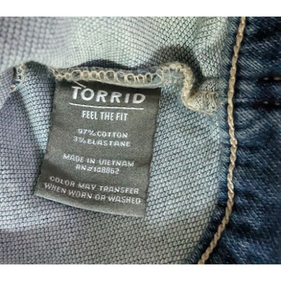 NWT Torrid Premium Knit Denim Medium Wash Collared Jean Jacket Size 1X 14-16 - Picture 8 of 9